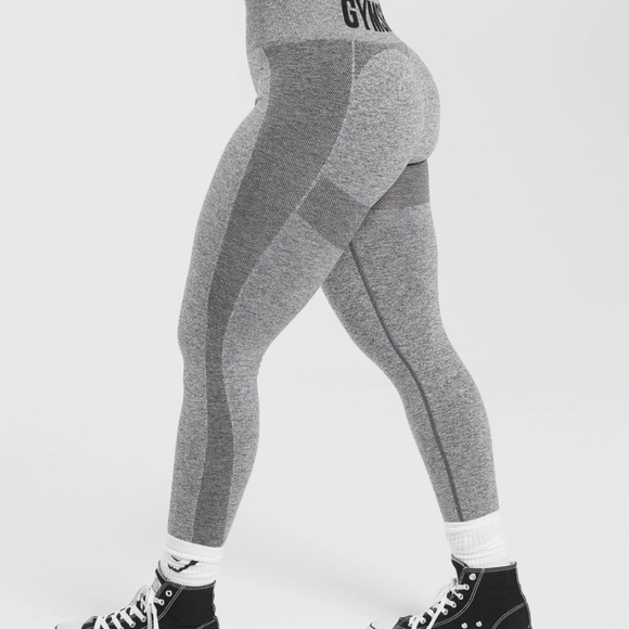 Gymshark Pants - NWT Gymshark Women’s Flex High Waisted Leggings Charcoal Gray Marl NEW  Small